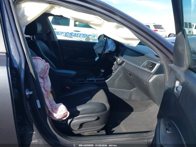 5XXGT4L35KG314053 KIA Optima S
