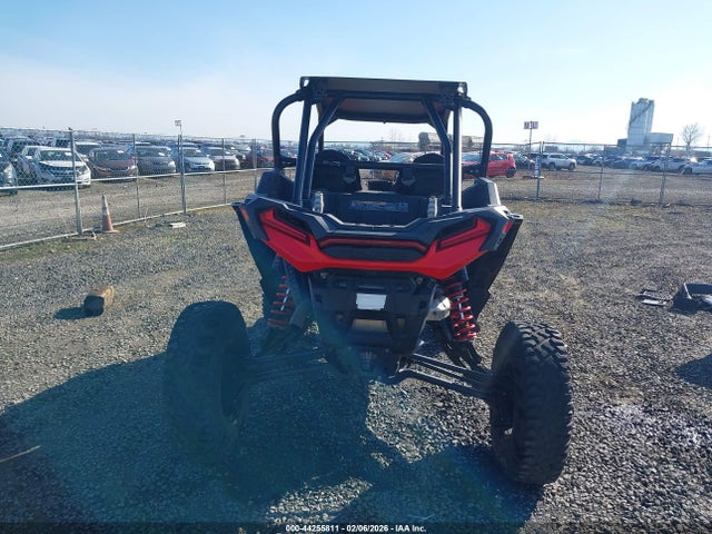 3NSVEL921KF777416 Polaris RZR