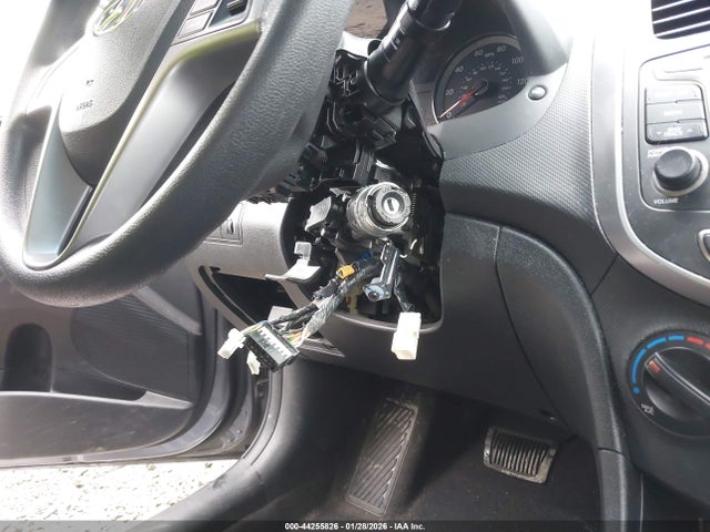 Hyundai ACCENT GS 2015 KMHCT5AE5FU233249 Image 20
