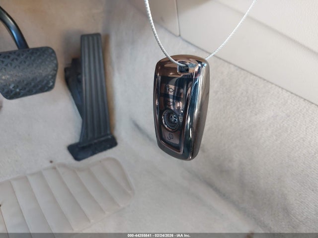 Aukcja sprzedaży 2016 Bmw 320i, vin: WBA8E1G52GNU12247, numer aukcji: 44255841