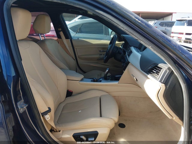 Aukcja sprzedaży 2016 Bmw 320i, vin: WBA8E1G52GNU12247, numer aukcji: 44255841