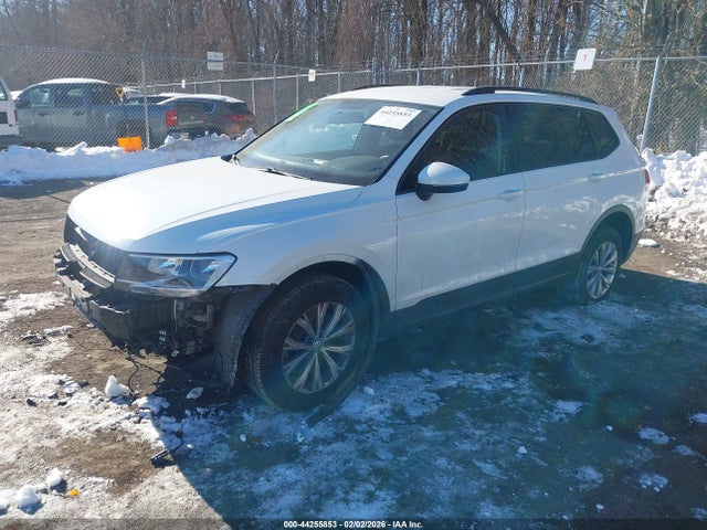 44255853 :رقم المزاد ، 3VV1B7AX8JM020080 vin ، 2018 Volkswagen Tiguan 2.0t S مزاد بيع