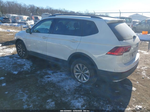 44255853 :رقم المزاد ، 3VV1B7AX8JM020080 vin ، 2018 Volkswagen Tiguan 2.0t S مزاد بيع