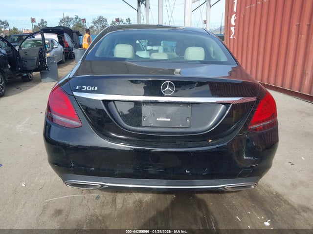 Aukcja sprzedaży 2020 Mercedes-benz C 300, vin: W1KWF8DB0LR579922, numer aukcji: 44255866