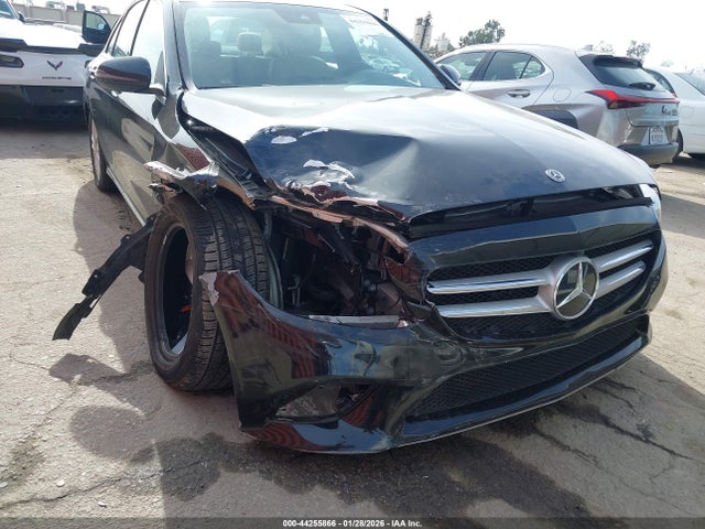 Aukcja sprzedaży 2020 Mercedes-benz C 300, vin: W1KWF8DB0LR579922, numer aukcji: 44255866
