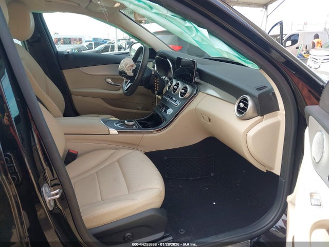 Aukcja sprzedaży 2020 Mercedes-benz C 300, vin: W1KWF8DB0LR579922, numer aukcji: 44255866