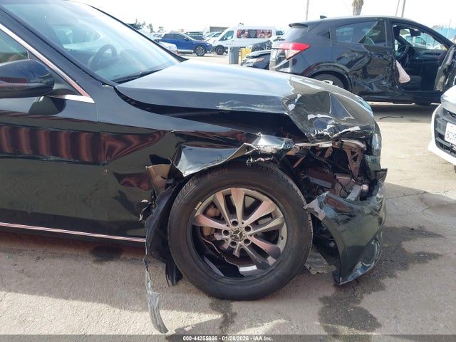 Aukcja sprzedaży 2020 Mercedes-benz C 300, vin: W1KWF8DB0LR579922, numer aukcji: 44255866