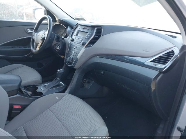 5XYZTDLB8EG145694 Hyundai Santa Fe Sport 2.4l