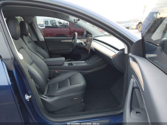 2023 TESLA MODEL Y 7SAYGDEE7PA103017 Photo 4