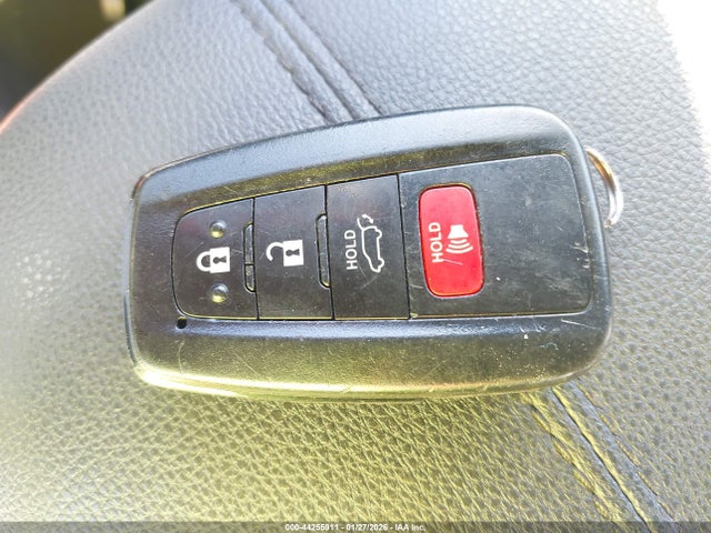 2T3J1RFV9MW235765 Toyota Rav4 Adventure