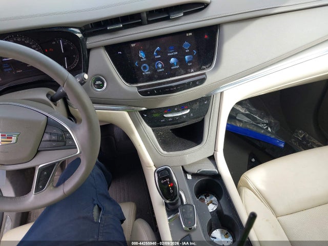 1GYKNBRS5HZ106388 Cadillac XT5 LUXURY