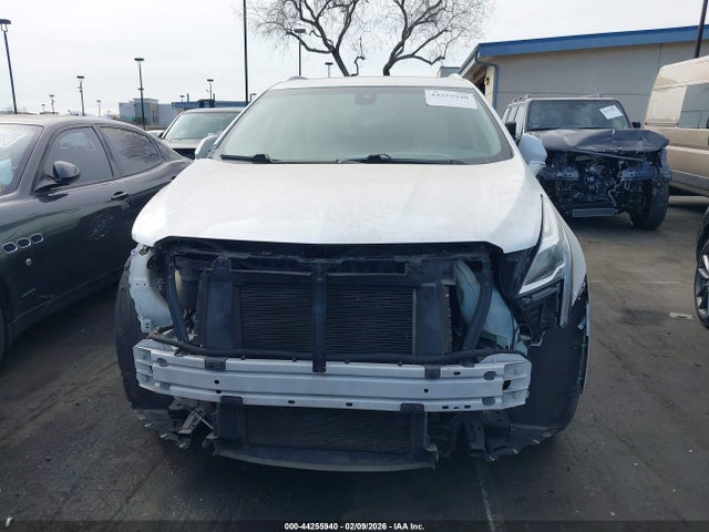 1GYKNBRS5HZ106388 Cadillac XT5 LUXURY