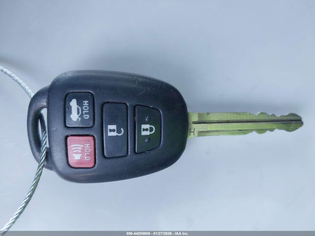 4T1BF1FK8FU062958 Toyota CAMRY LE