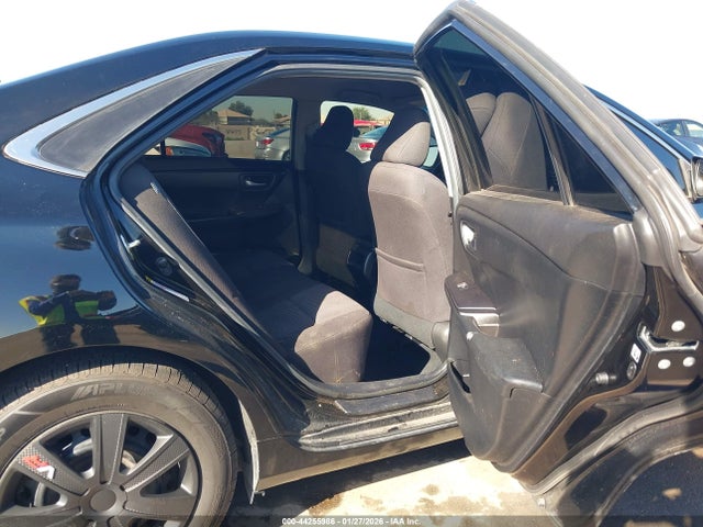 4T1BF1FK8FU062958 Toyota CAMRY LE