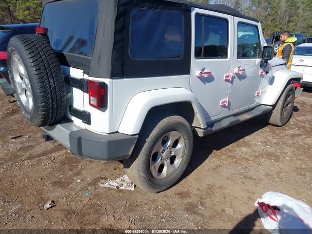 2013 JEEP WRANGLER UNLIMITED 1C4BJWEG3DL536797 Photo 3