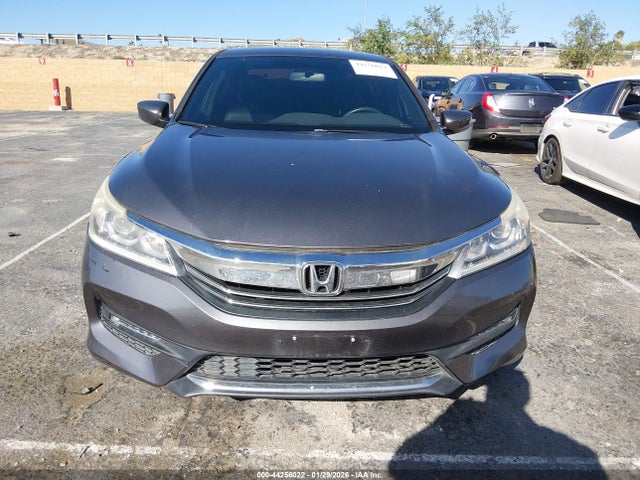 1HGCR2F1XHA302188 Honda Accord Sport Se