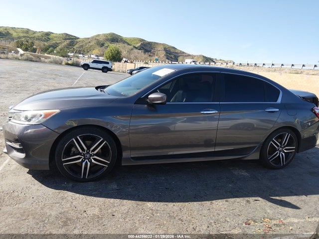 1HGCR2F1XHA302188 Honda Accord Sport Se