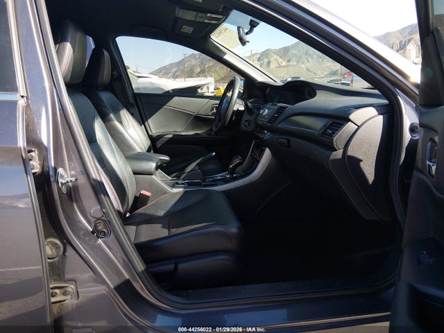 1HGCR2F1XHA302188 Honda Accord Sport Se