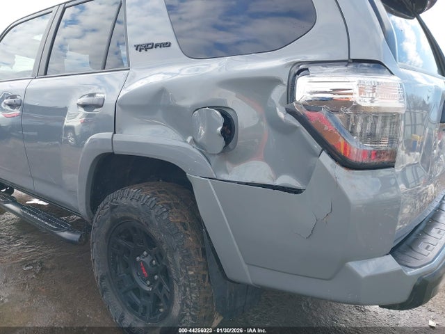 Aukcja sprzedaży 2017 Toyota 4runner Trd Pro, vin: JTEBU5JR0H5435795, numer aukcji: 44256023
