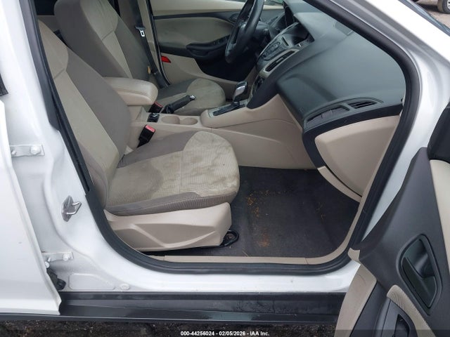Продаж на аукціоні авто 2012 Ford Focus Se, vin: 1FAHP3F23CL185324, номер лоту: 44256024
