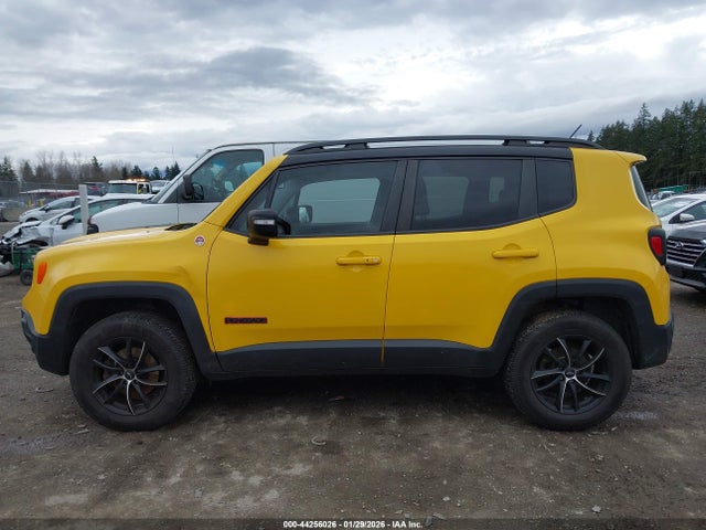 Jeep Renegade Trailhawk 2016 ZACCJBCT0GPD45075 Image 13