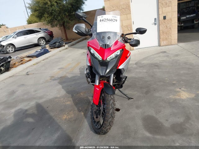 ZDMAALVW0NB009149 Ducati Multistrada V4/v4s/v4 S Sport