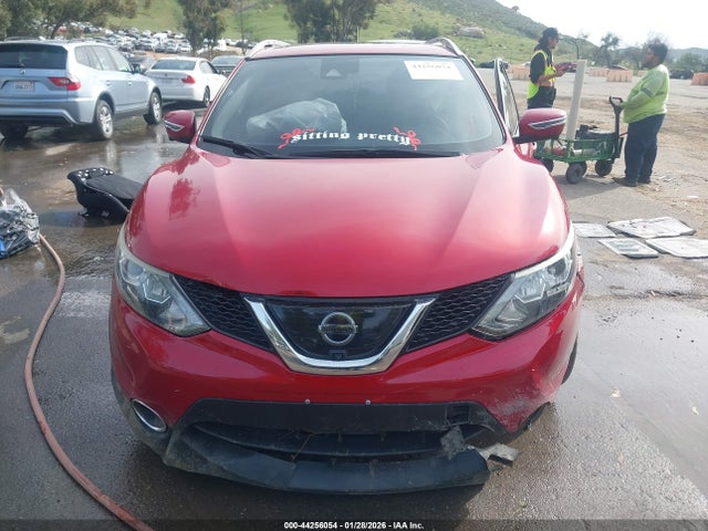 JN1BJ1CP9HW005570 Nissan Rogue Sport Sl