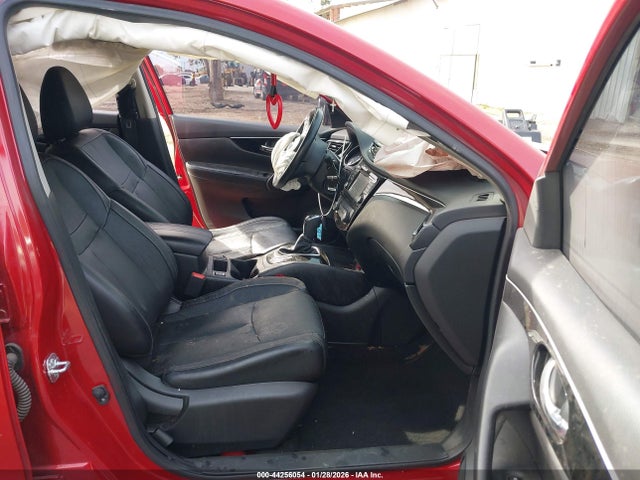 JN1BJ1CP9HW005570 Nissan Rogue Sport Sl