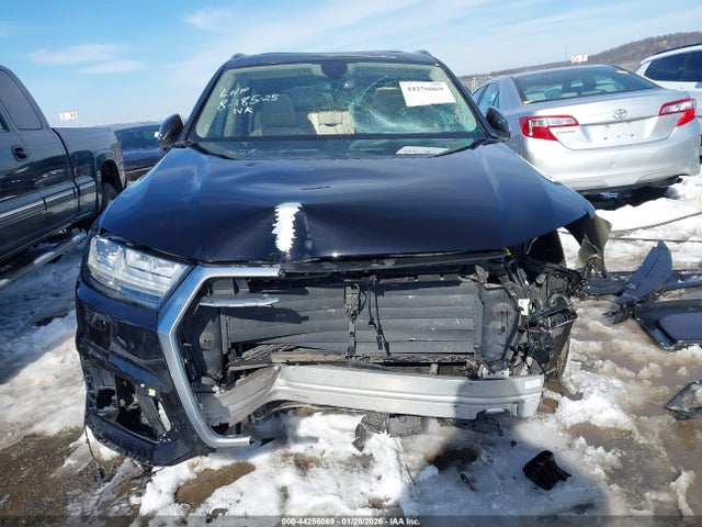 Продаж на аукціоні авто 2018 Audi Q7 3.0t Premium, vin: WA1LAAF79JD000698, номер лоту: 44256069