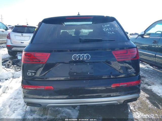 Продаж на аукціоні авто 2018 Audi Q7 3.0t Premium, vin: WA1LAAF79JD000698, номер лоту: 44256069