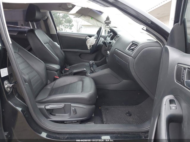 3VWL17AJ4EM376910 Volkswagen Jetta 1.8t Sel