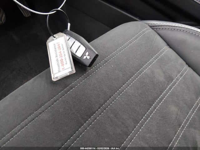 2024 MITSUBISHI OUTLANDER JA4J4VA86RZ038927 Photo 10