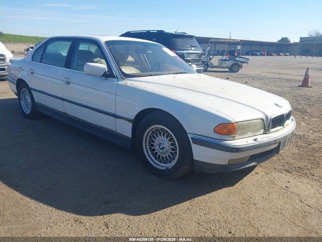 2000 BMW 740IL WBAGH8342YDP13052