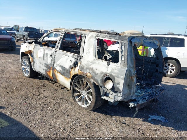 2020 CADILLAC ESCALADE 1GYS4BKJ9LR162332 Photo 2