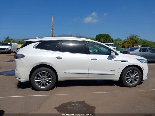 5GAEVCKW3PJ230552 Buick Enclave Avenir Awd