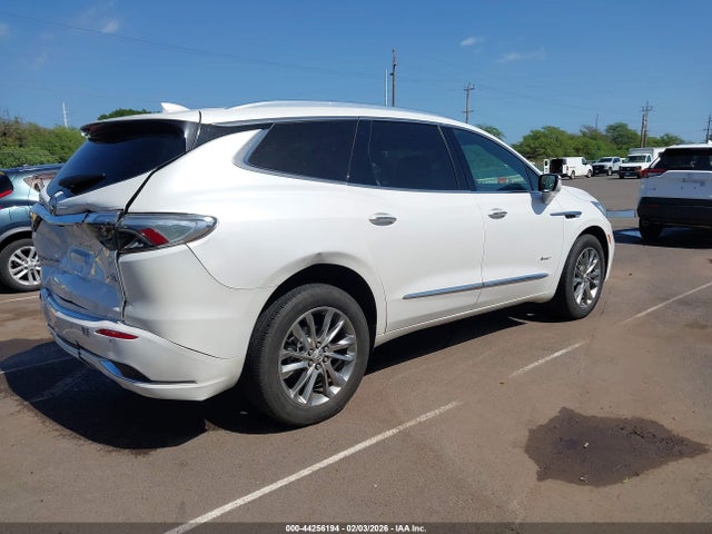 5GAEVCKW3PJ230552 Buick Enclave Avenir Awd