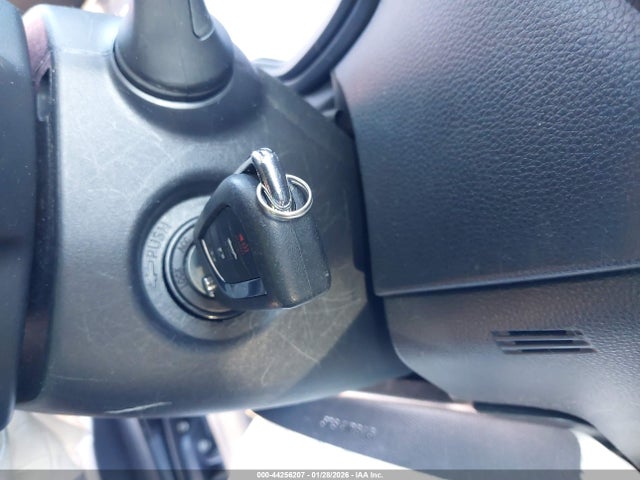 5YFB4MDE2RP202013 Toyota COROLLA LE
