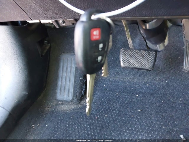 Toyota RAV4 LE 2016 2T3BFREV0GW422341 Image 11