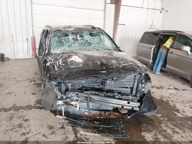 2019 CHEVROLET TAHOE 1GNSKBKC0KR160987 Photo 5