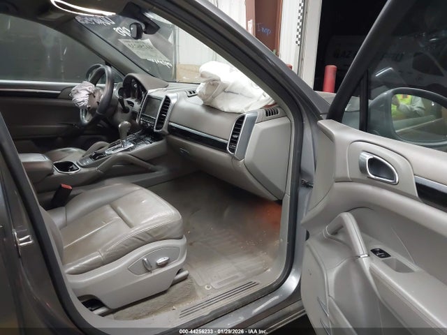2011 PORSCHE CAYENNE WP1AA2A2XBLA05123 Photo 4
