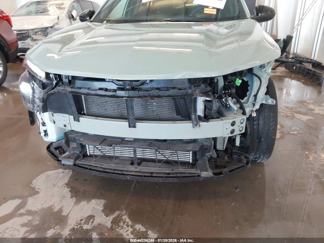 Продажа на аукционе авто 2024 Chevrolet Trax Fwd 2rs, vin: KL77LJE21RC161486, номер лота: 44256246