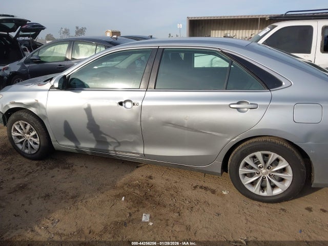 Toyota CAMRY LE 2015 4T4BF1FK6FR479856 Image 15