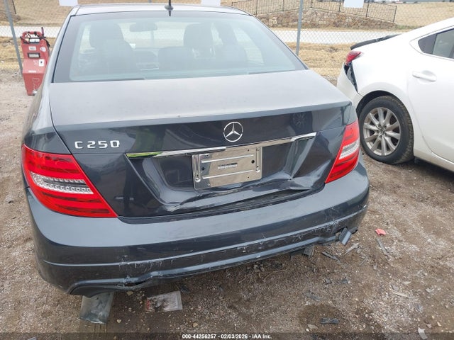Продажа на аукционе авто 2014 Mercedes-benz C 250 Sport, vin: WDDGF4HB4ER319078, номер лота: 44256257