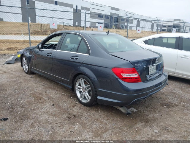 Продажа на аукционе авто 2014 Mercedes-benz C 250 Sport, vin: WDDGF4HB4ER319078, номер лота: 44256257