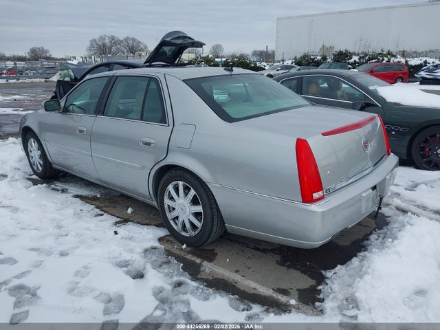 2007 CADILLAC DTS 1G6KD57Y37U202147 Photo 2