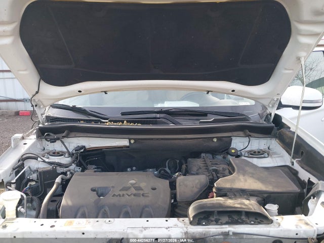 Mitsubishi Outlander Sel 2019 JA4AZ3A32KZ013409 Image 10