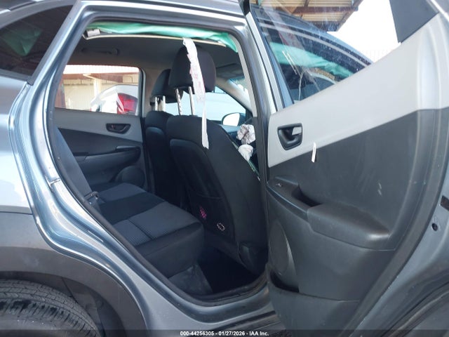 KM8K22AAXMU616658 Hyundai Kona Sel
