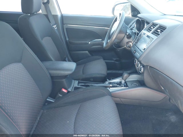 2019 MITSUBISHI OUTLANDER SPORT JA4AP3AU4KU013648 Photo 4