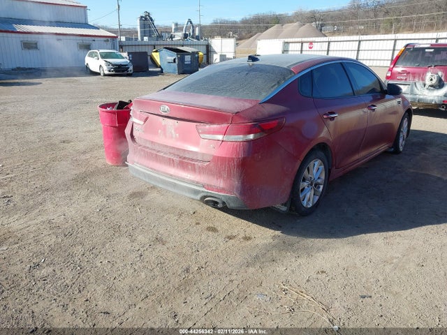 5XXGT4L30JG233301 KIA Optima S