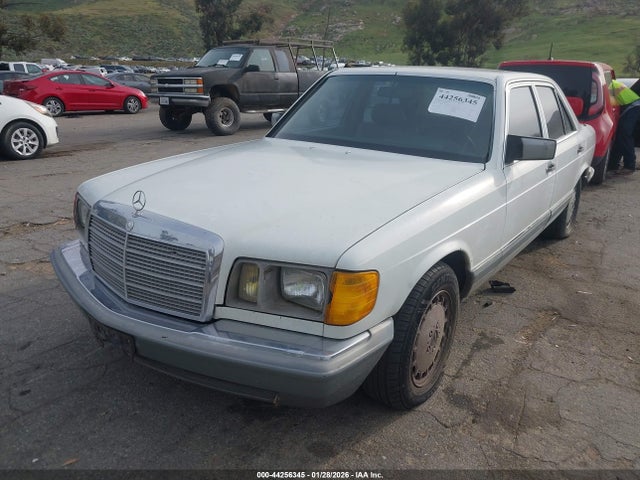 1984 MERCEDES-BENZ 380 WDBCA32A2EA043000 Photo 1